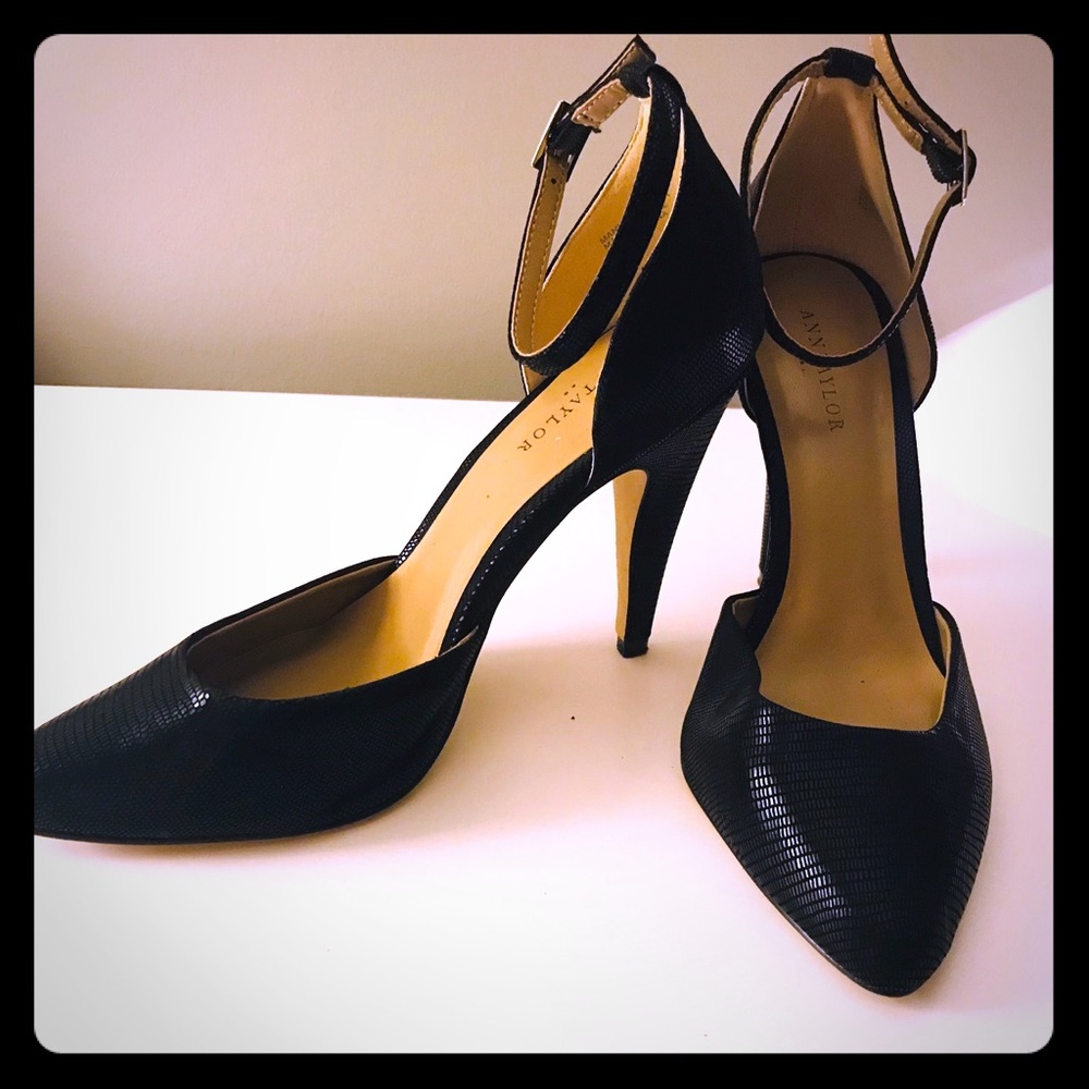 Ann Taylor Black Heels